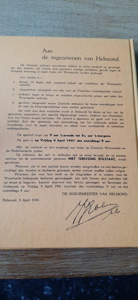 Helmond 1940-1945, Verzamelen, Militaria | Tweede Wereldoorlog, Ophalen of Verzenden, Landmacht, Nederland, Boek of Tijdschrift