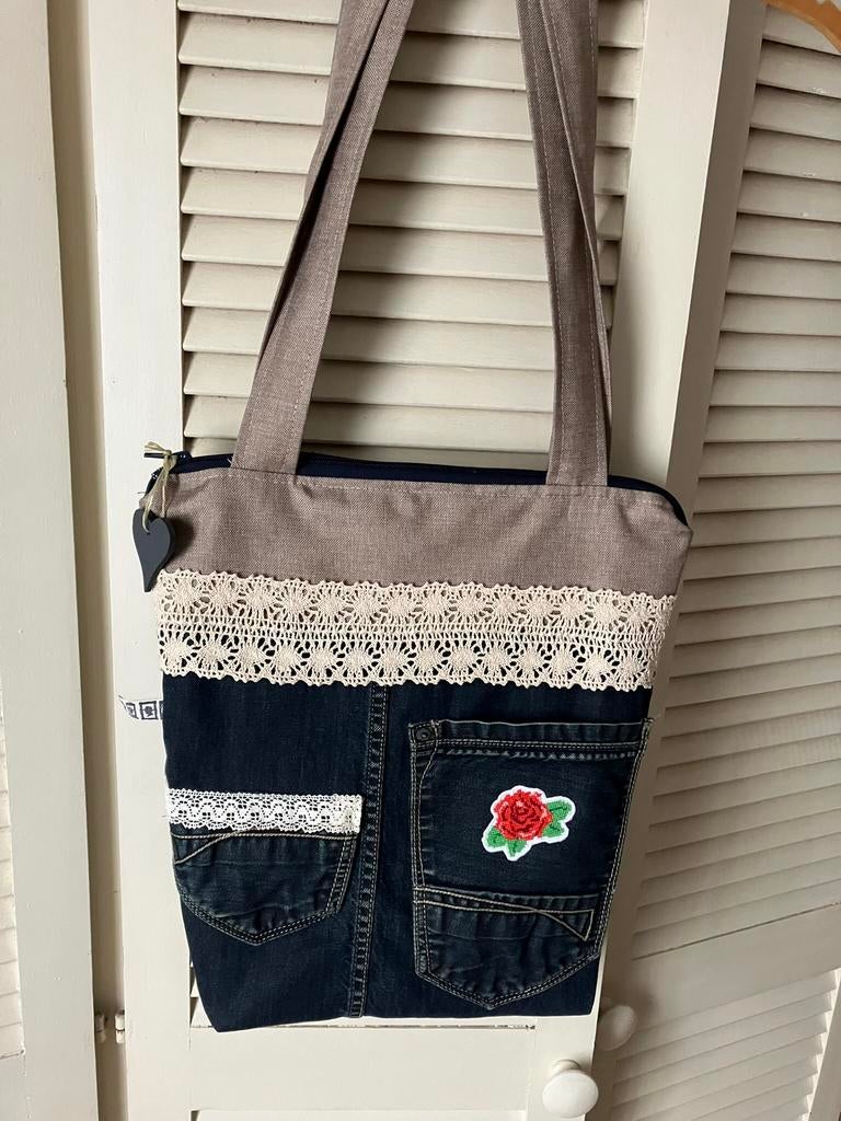 Uniek nieuw gemaakte tas, Sieraden, Tassen en Uiterlijk, Tassen | Schoudertassen, Ophalen of Verzenden, Nieuw