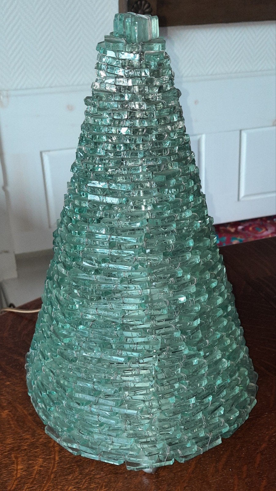 Brutalistische piramide tafellamp handgemaakt,beschrijving, Huis en Inrichting, Ophalen of Verzenden, Zo goed als nieuw, Glas