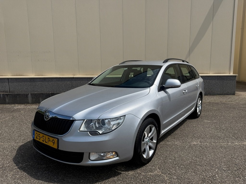 Skoda Superb Combi 1.4 TSI Comfort Airco ijskoud !, Auto's, Skoda, Voorwielaandrijving, Euro 5, Gebruikt, Zwart