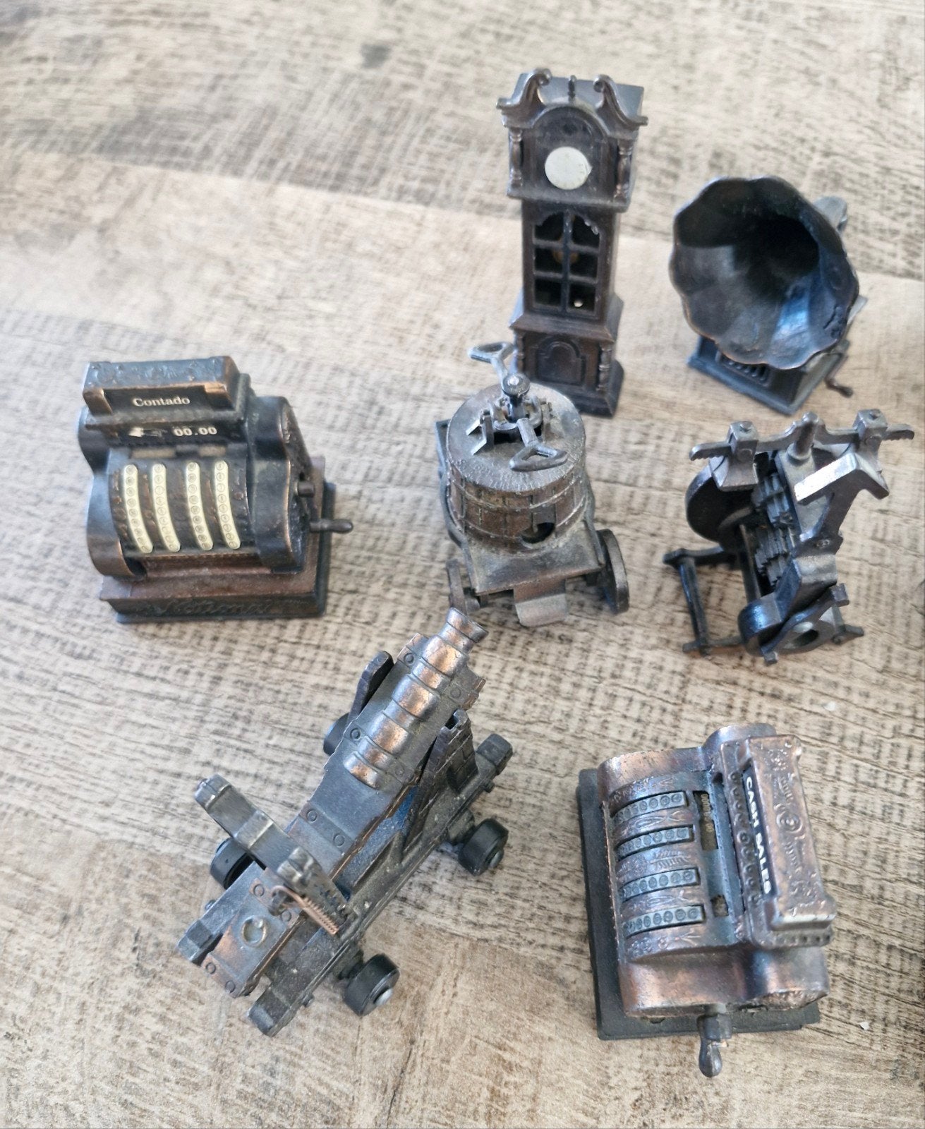 10 miniatuur puntenslijpers, Ophalen