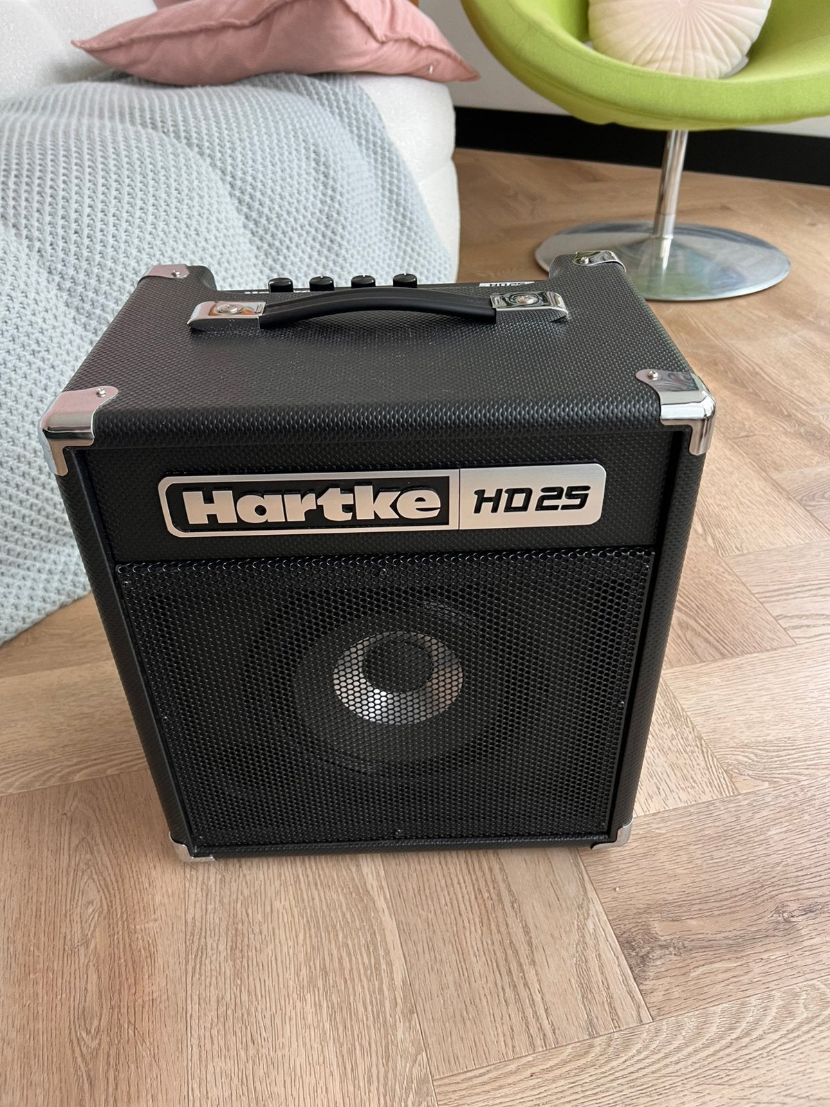 Hartke HD25,  is niet gebruikt, Muziek en Instrumenten, Ophalen, Nieuw, Minder dan 50 watt