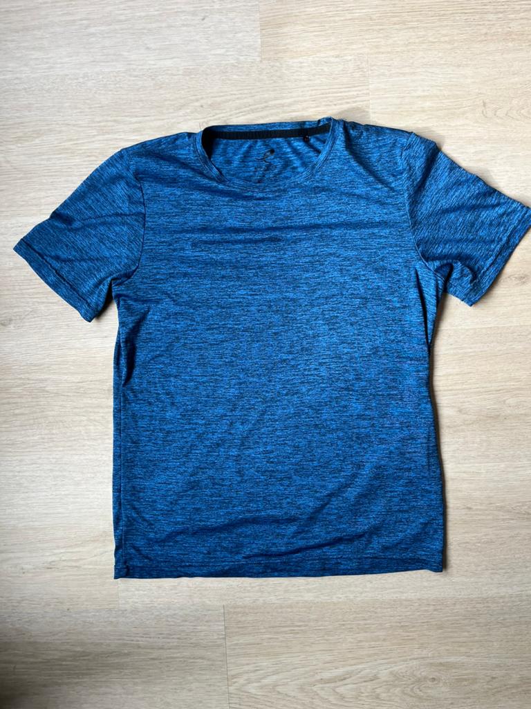 Blauw sportshirtje, Ophalen of Verzenden, Gebruikt, Jongen of Meisje, Sport- of Zwemkleding