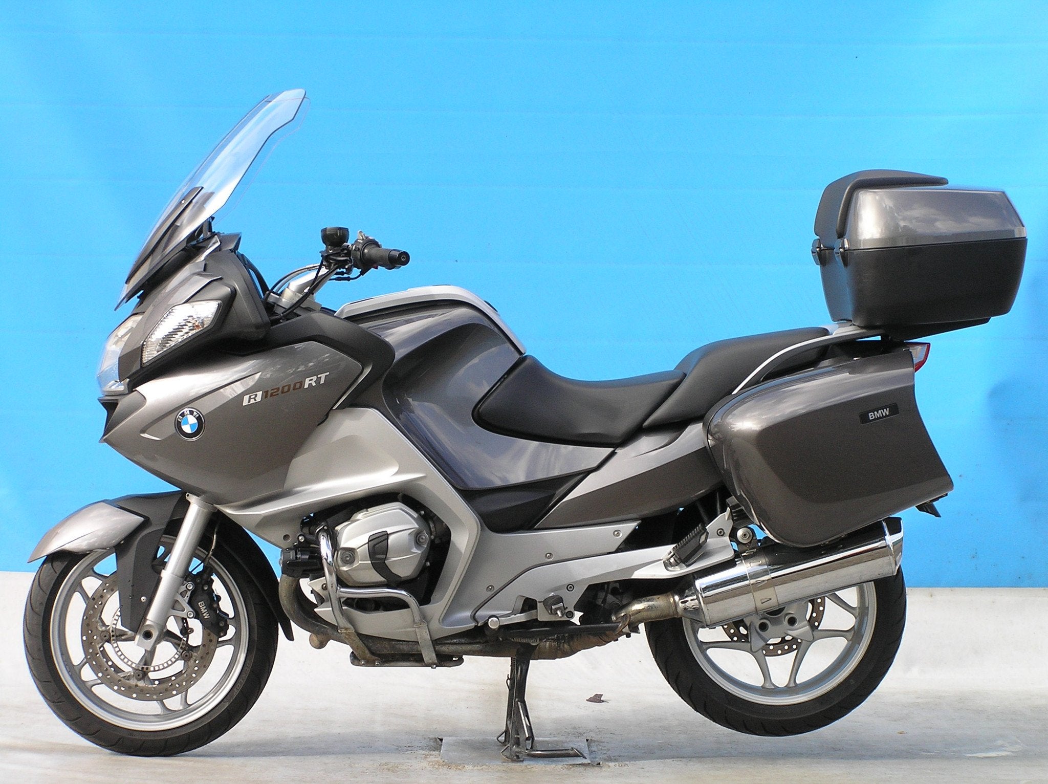BMW R1200RT (bj 2013), BMW group Nederland B.V., Contactus@bmw-motorrad.nl, Einsteinstraat 5
2289CC  Rijswijk, NL, ABS
