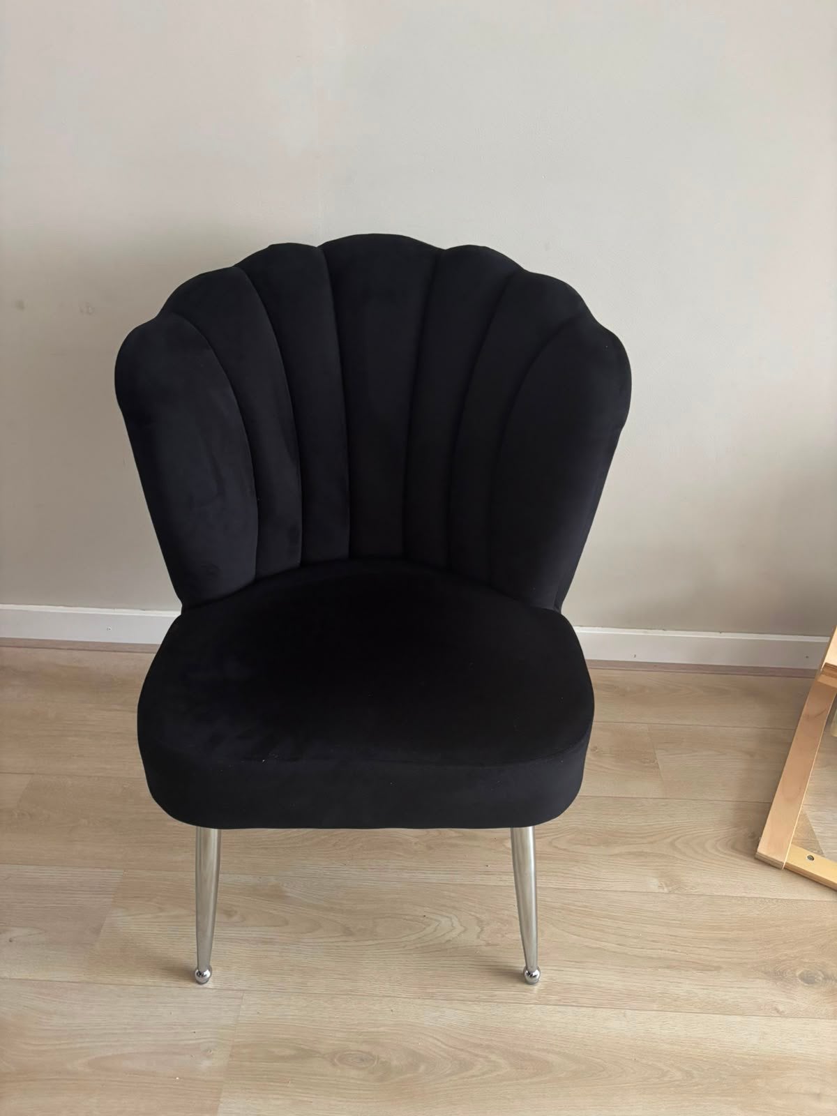 Zwarte velvet schelp eetkamerstoelen, Huis en Inrichting, Ophalen, Zwart, Zo goed als nieuw, Vier
