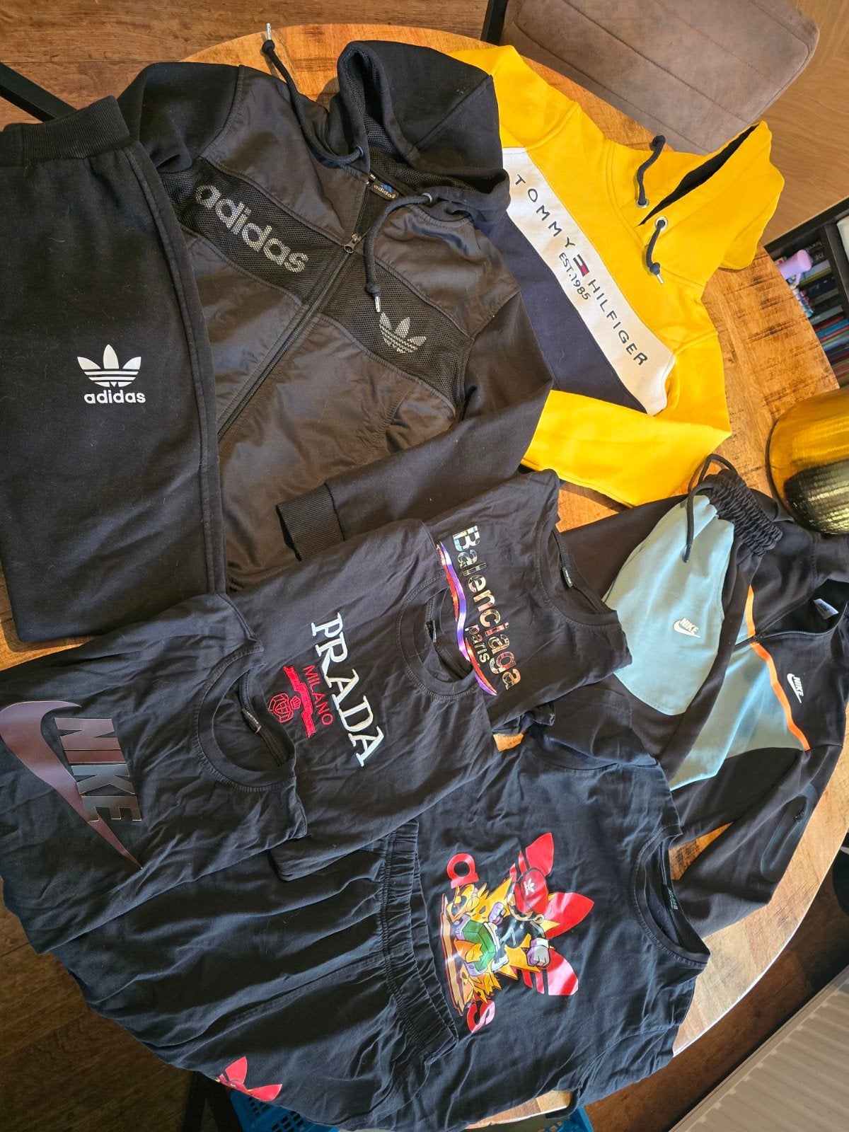 Adidas, nike jongens pakket 146-152, Ophalen of Verzenden, Zo goed als nieuw, Jongen