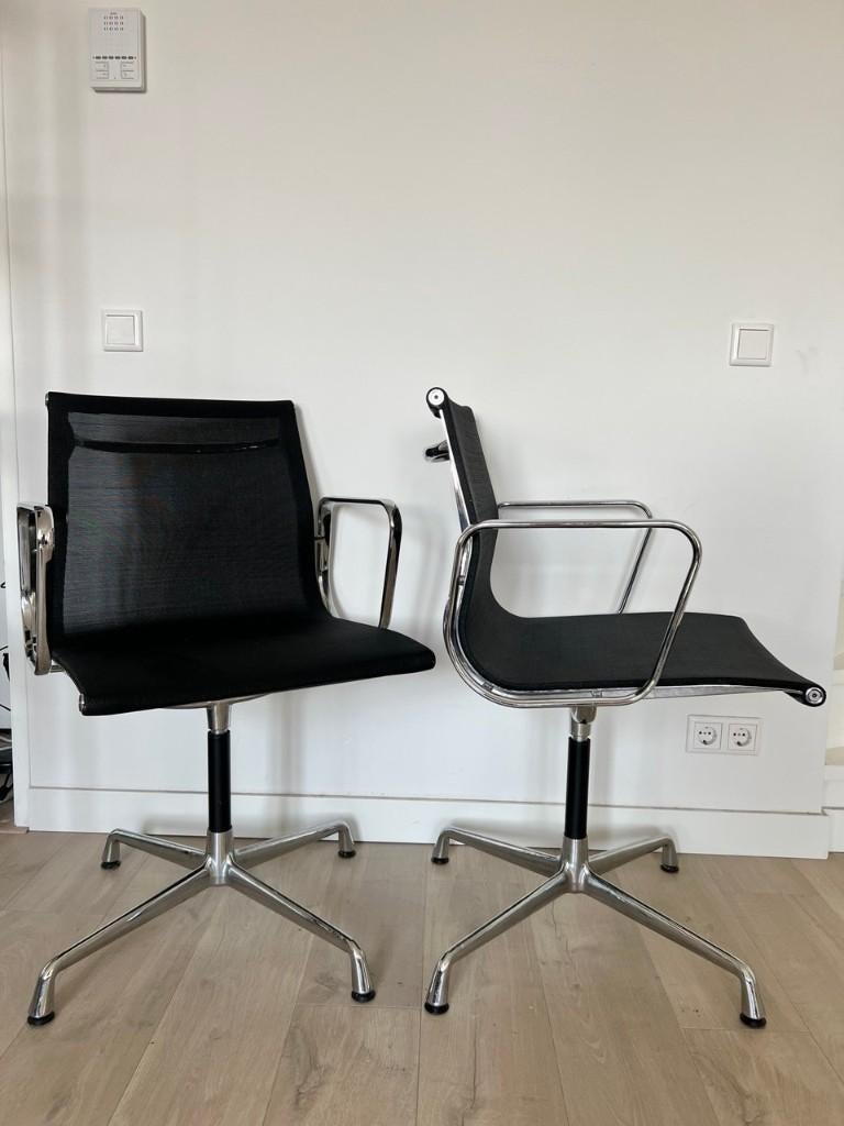 Twee bureaustoelen Eames-style, Twee, Overige kleuren, Modern / Mid-Century Modern / Scandinavian Eames-style, Ophalen of Verzenden