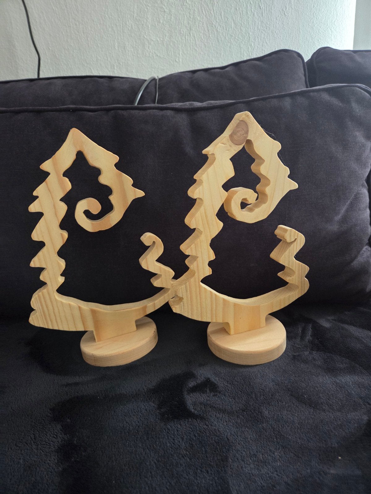 Leuke houten kerstboompjes, event. zelf versieren.  €5, p.st, Diversen, Ophalen