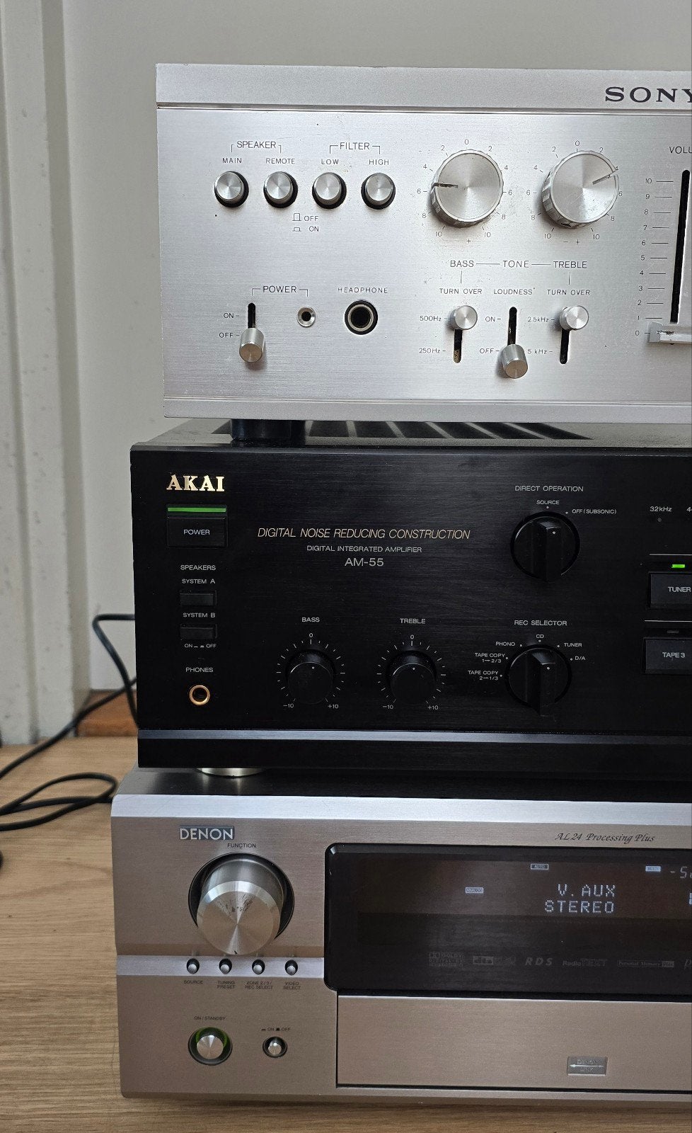 3 ️❗️defecte️❗️ versterkers: Sony, Akai, Denon - voor onderd, Overige systemen, Niet werkend, 120 watt of meer, Ophalen
