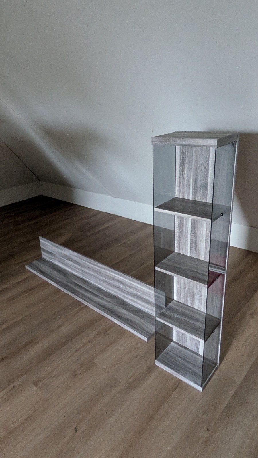 Vitrinekast en plank setje, Ophalen, Hout, Cd's