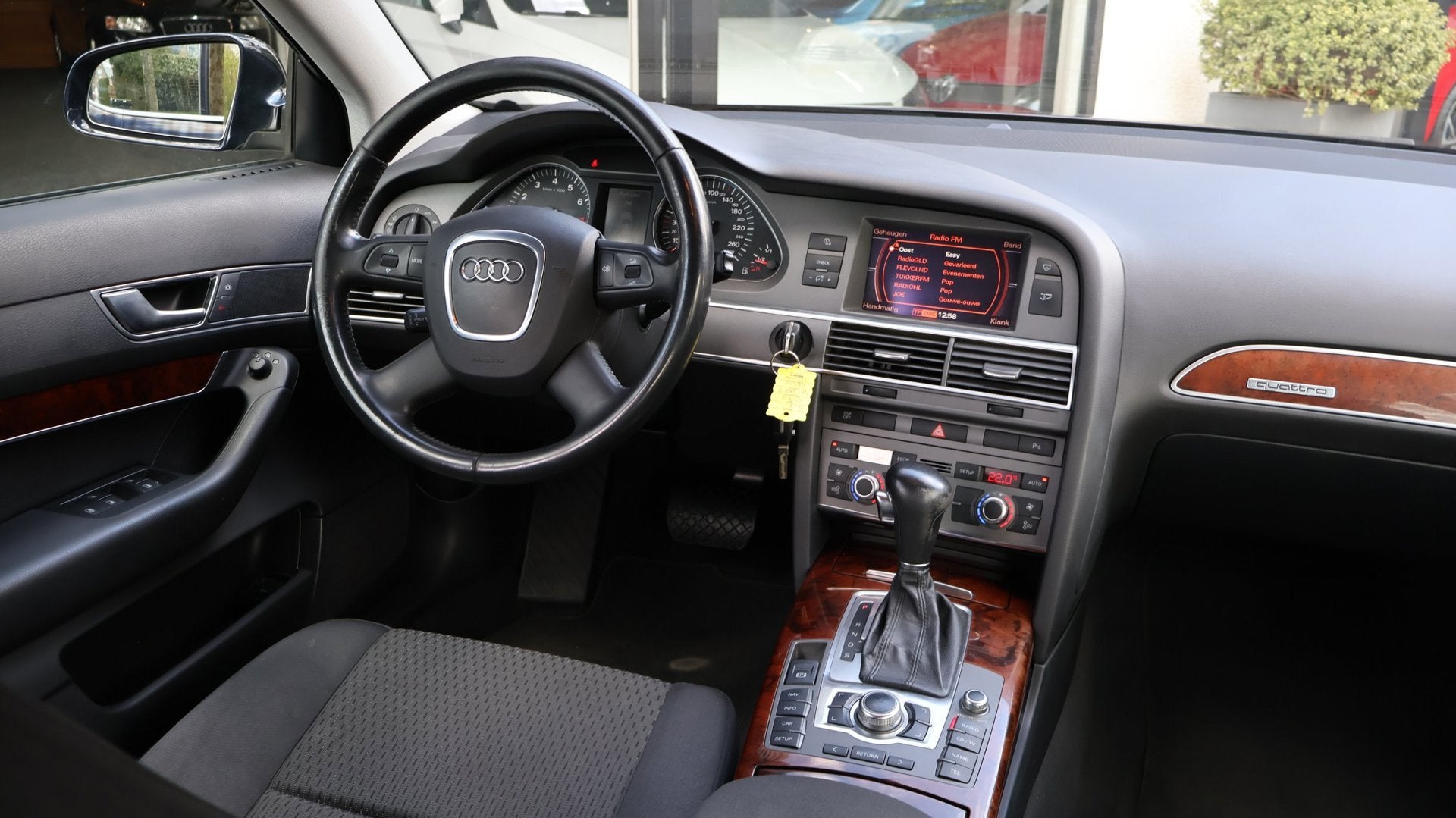 Audi A6 Limousine 3.2 FSI quattro Pro Line|PDC|Trekhaak|Crui, Auto's, Audi, Automaat, Gebruikt, Zwart, Parkeersensor
