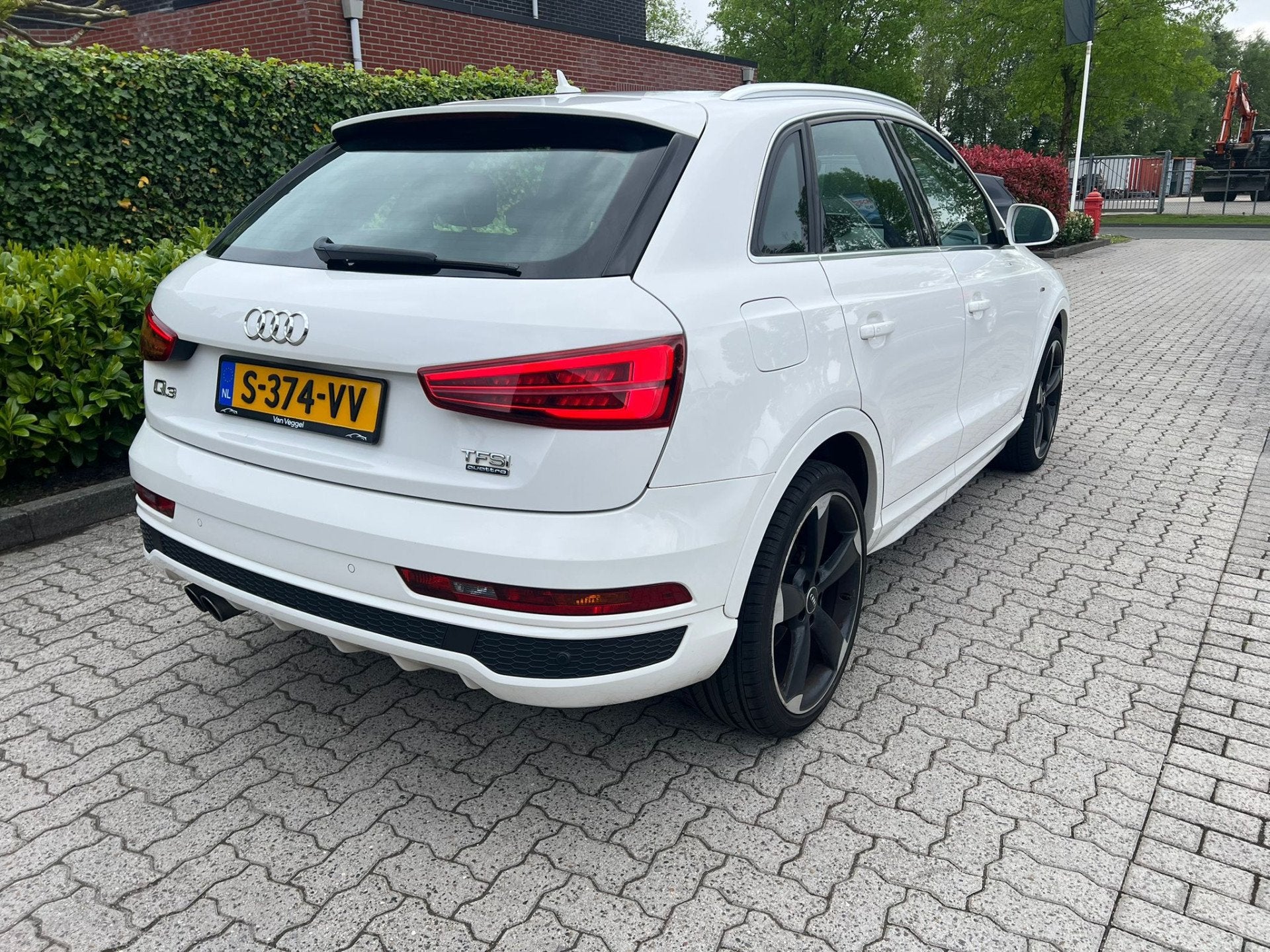 Audi Q3 2.0 TFSI quattro Sport Pro Line S navi, stoelverw, a, Auto's, Automaat, Automatische klimaatregeling, 15 km/l, Gebruikt
