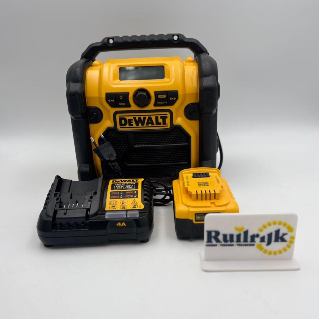 Dewalt DCR019 accu bouwradio met 18v 5ah accu en lader -Zgan, Ruilrijk, Zo goed als nieuw, Info@ruilrijk.nl, Neerstraat 60, 6041 KD Roermond