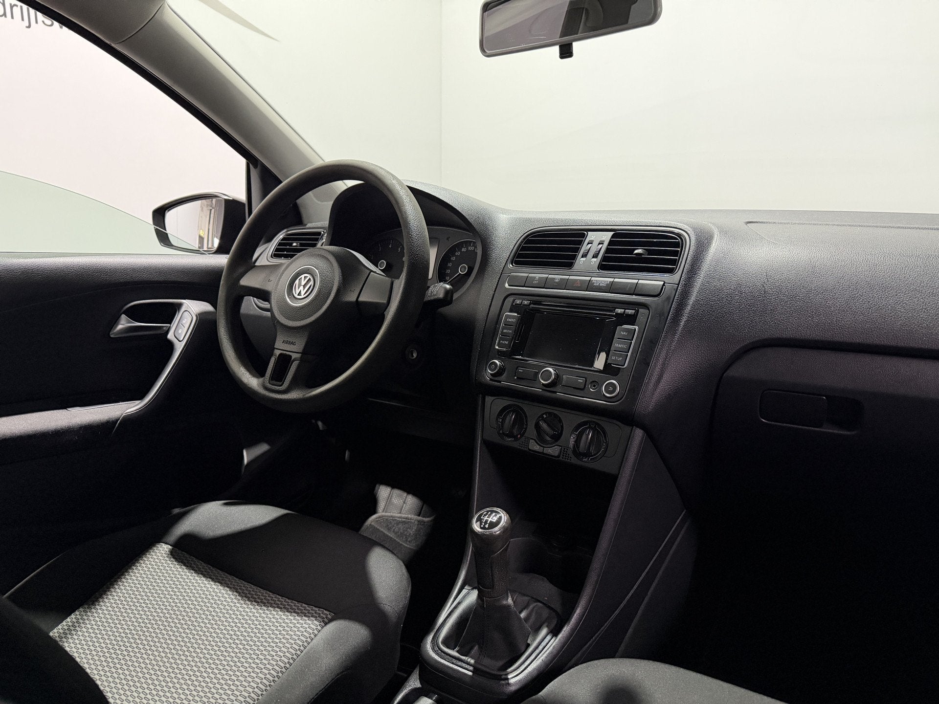 Volkswagen Polo 1.2 Easyline - Airco / Radio (bj 2010), Voorwielaandrijving, Euro 5, 967 kg, 1198 cc