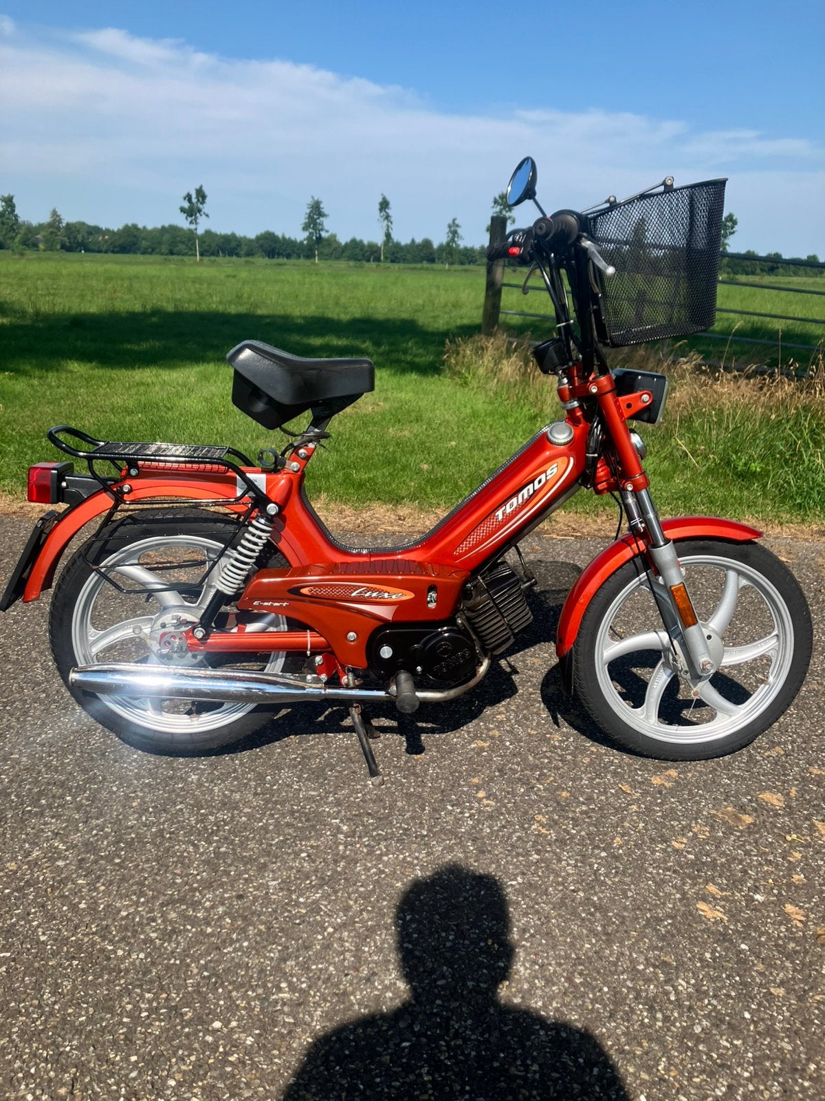 Tomos a3 luxe e-start 2009 blauw kenteken, Fietsen en Brommers, Ophalen, Overige modellen, Zo goed als nieuw, 2 versnellingen