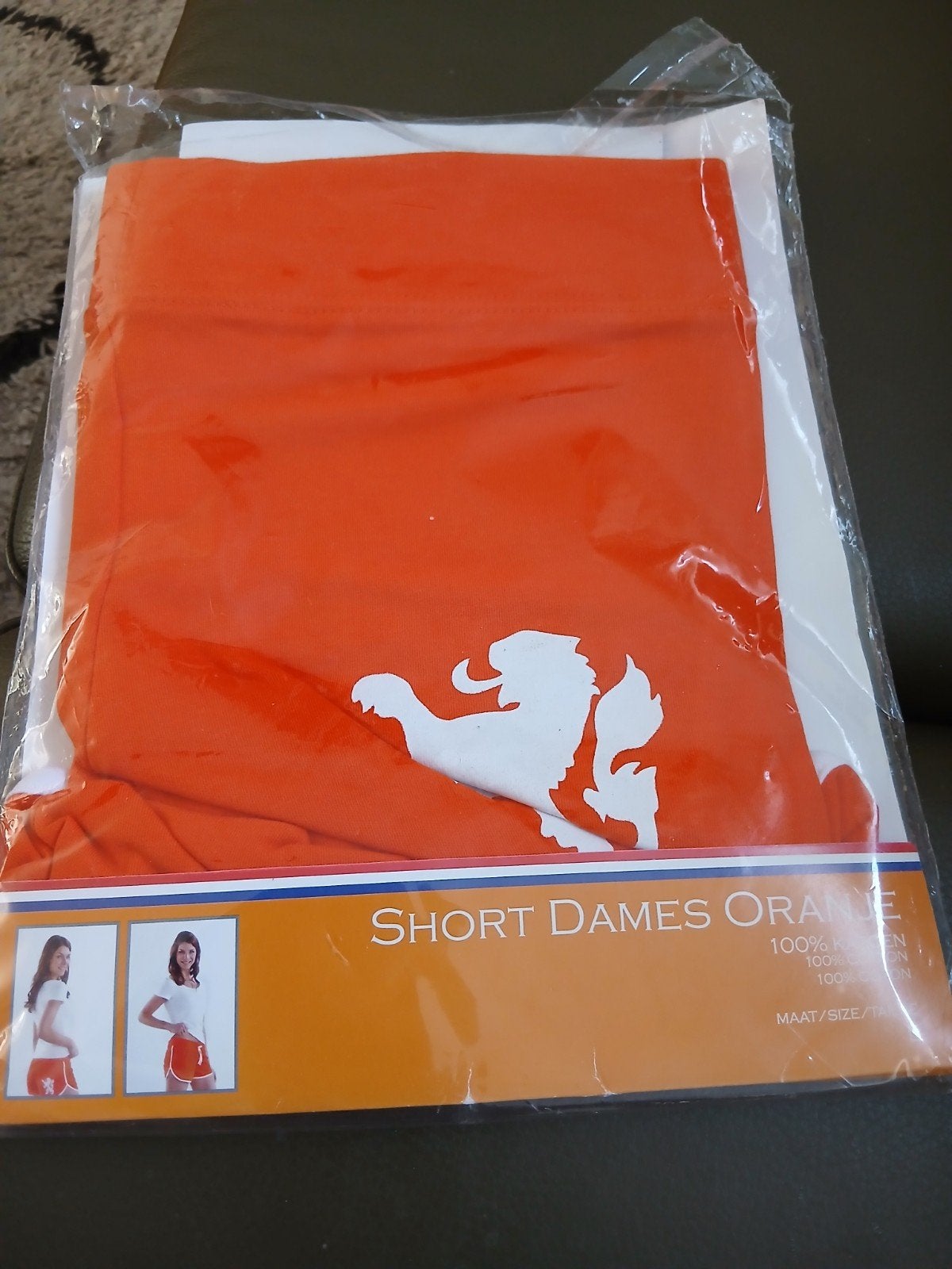Dames short maat L oranje, Kleding | Dames, Nieuw, Oranje, Ophalen of Verzenden, Maat 42/44 (L)