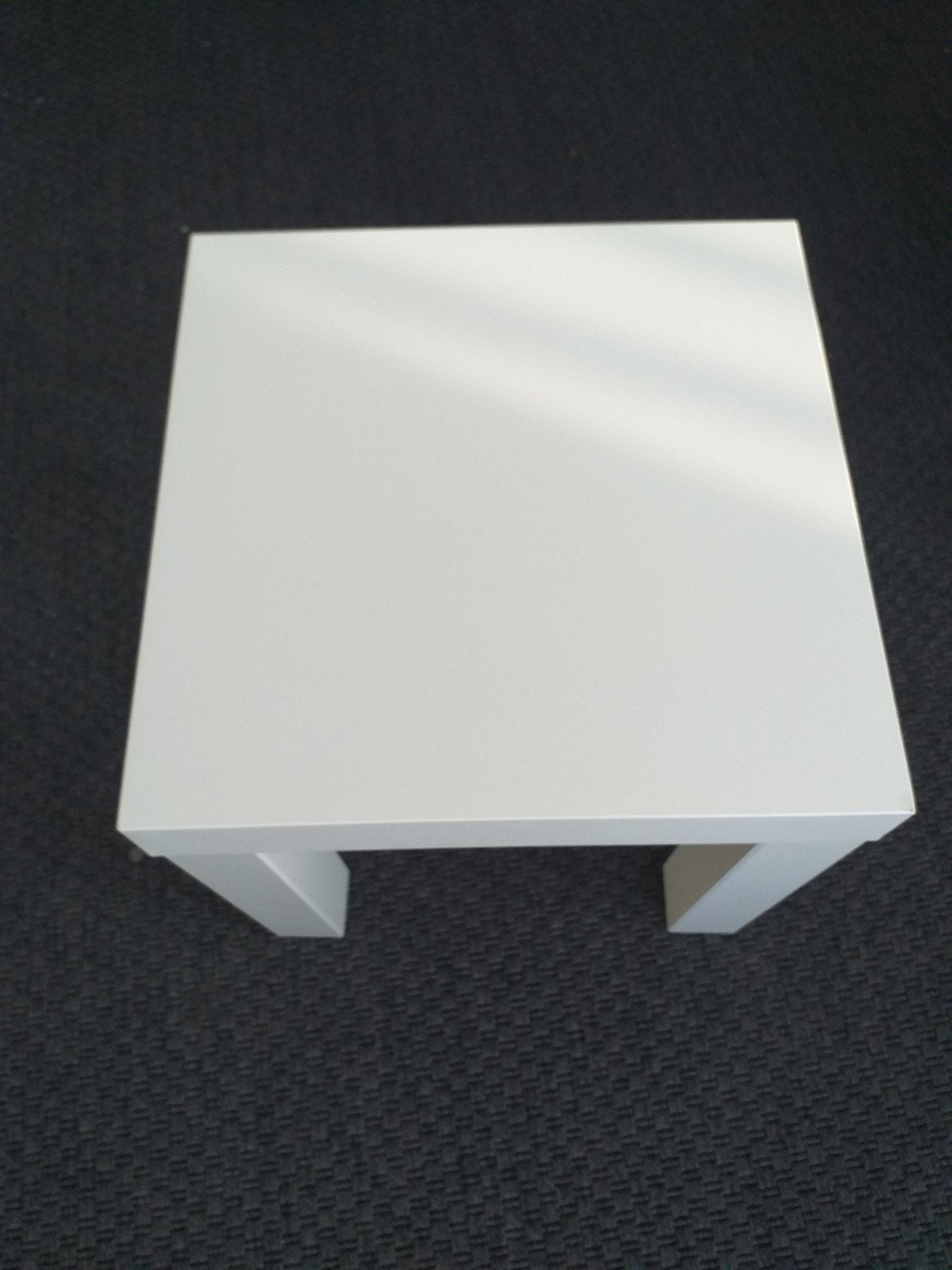IKEA LACK bijzettafel wit - Zo goed als nieuw, Huis en Inrichting, Ophalen, Minder dan 45 cm, Vierkant, 55 tot 75 cm