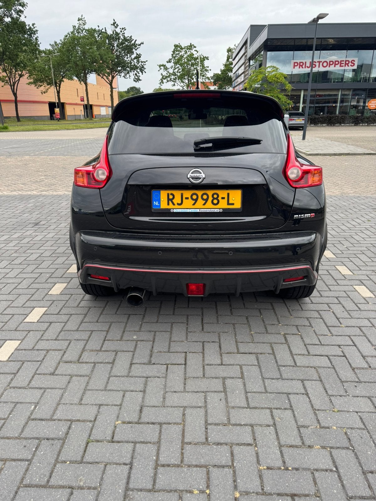 Nissan Juke 1.6 Nismo 2013 Zwart, Auto's, Voorwielaandrijving, 662 kg, 1618 cc, 1225 kg
