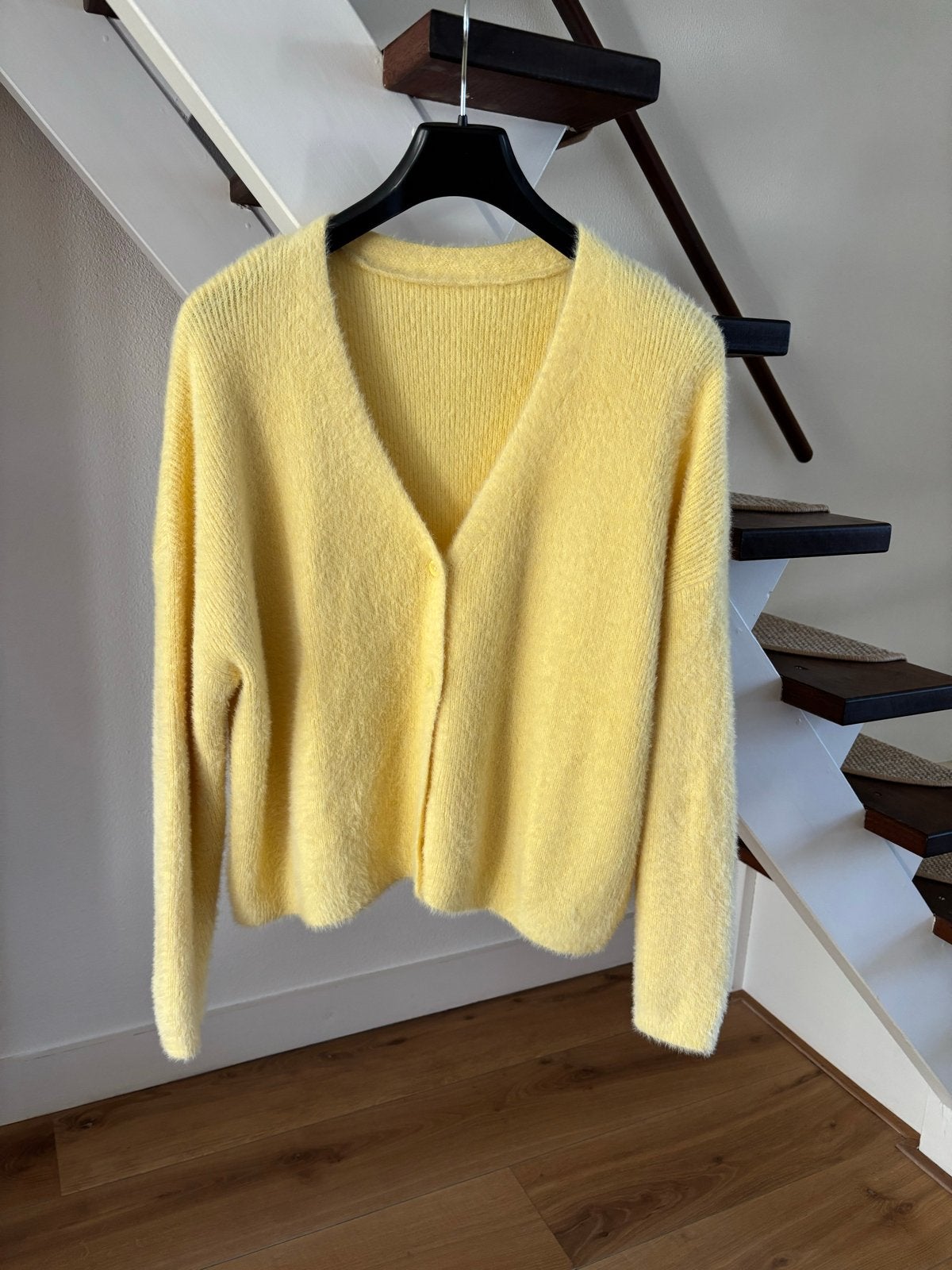 Zacht Gele Cardigan Maat 44, Kleding | Dames, Ophalen of Verzenden, Zo goed als nieuw, Maat 42/44 (L), Geel