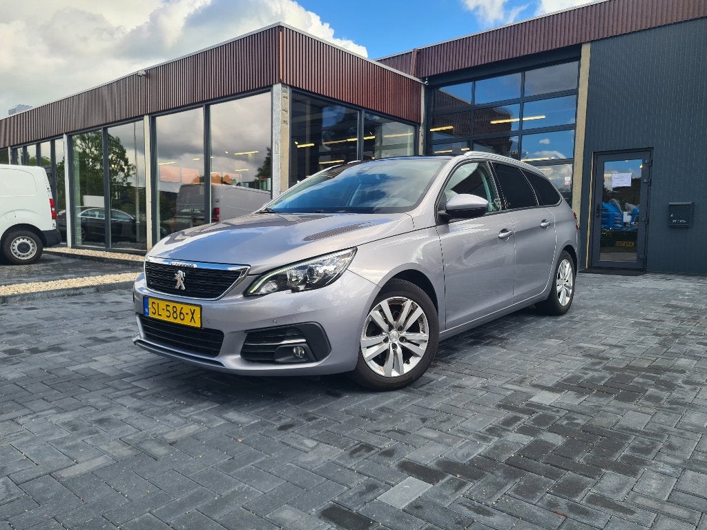 Peugeot 308 SW 1.2 110PK 2018 Grijs Allure Pano Led Navi PDC, Auto's, Voorwielaandrijving, Stof, 1199 cc, USB