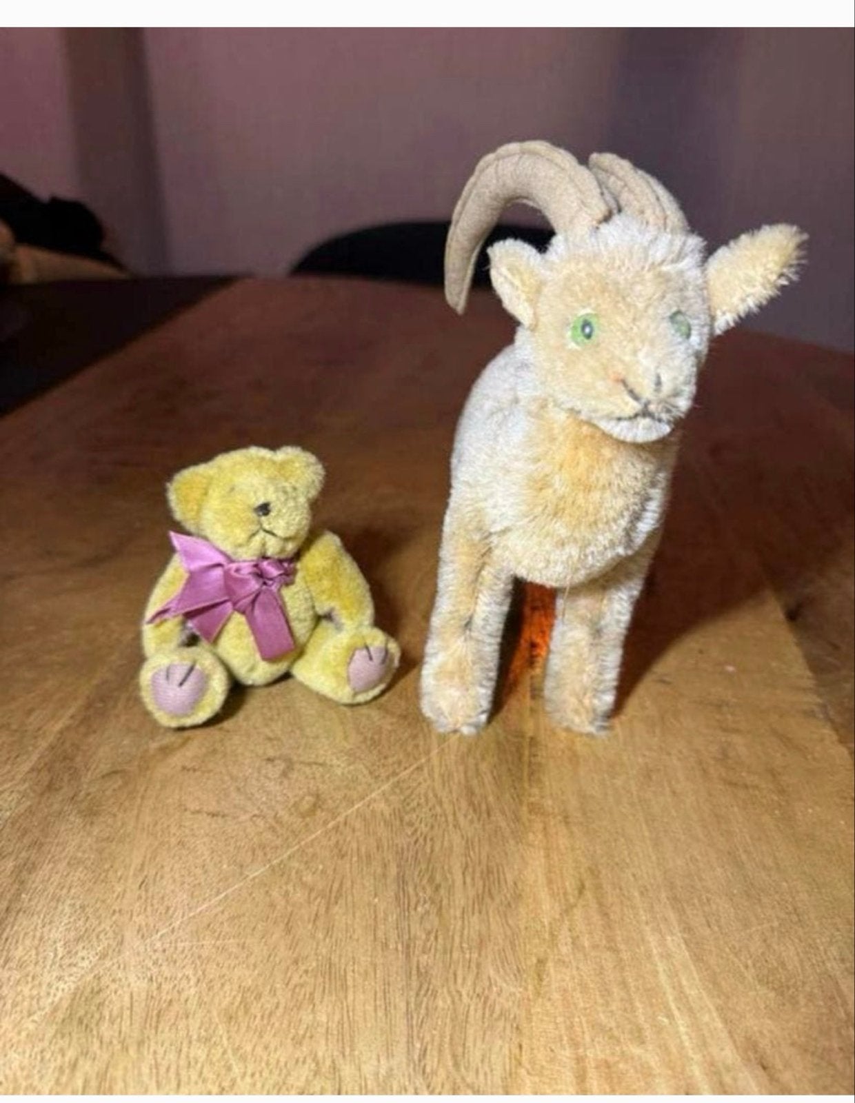 Set van 2 Steiff knuffels: Beer met lint en Geit met hoorns, Gebruikt, Geel, Beer, Ophalen of Verzenden