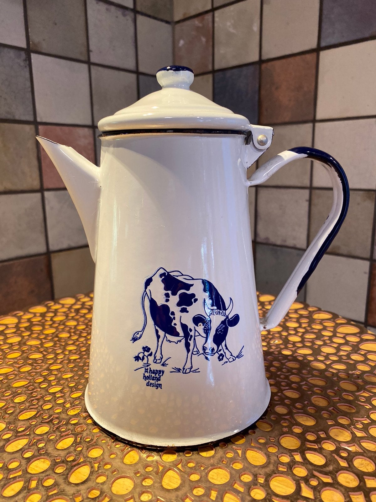 Emaille koffiekan,wit met blauwe koeienprint,1 liter,hoog 21, Antiek en Kunst, Antiek | Emaille, Ophalen of Verzenden