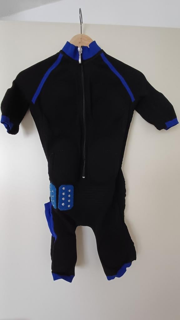 EMS Trainingspak - Maat 1 (XS) - Zwart/Blauw Nieuwprijs 500€, Sport en Fitness, Ophalen of Verzenden, Zo goed als nieuw, Benen