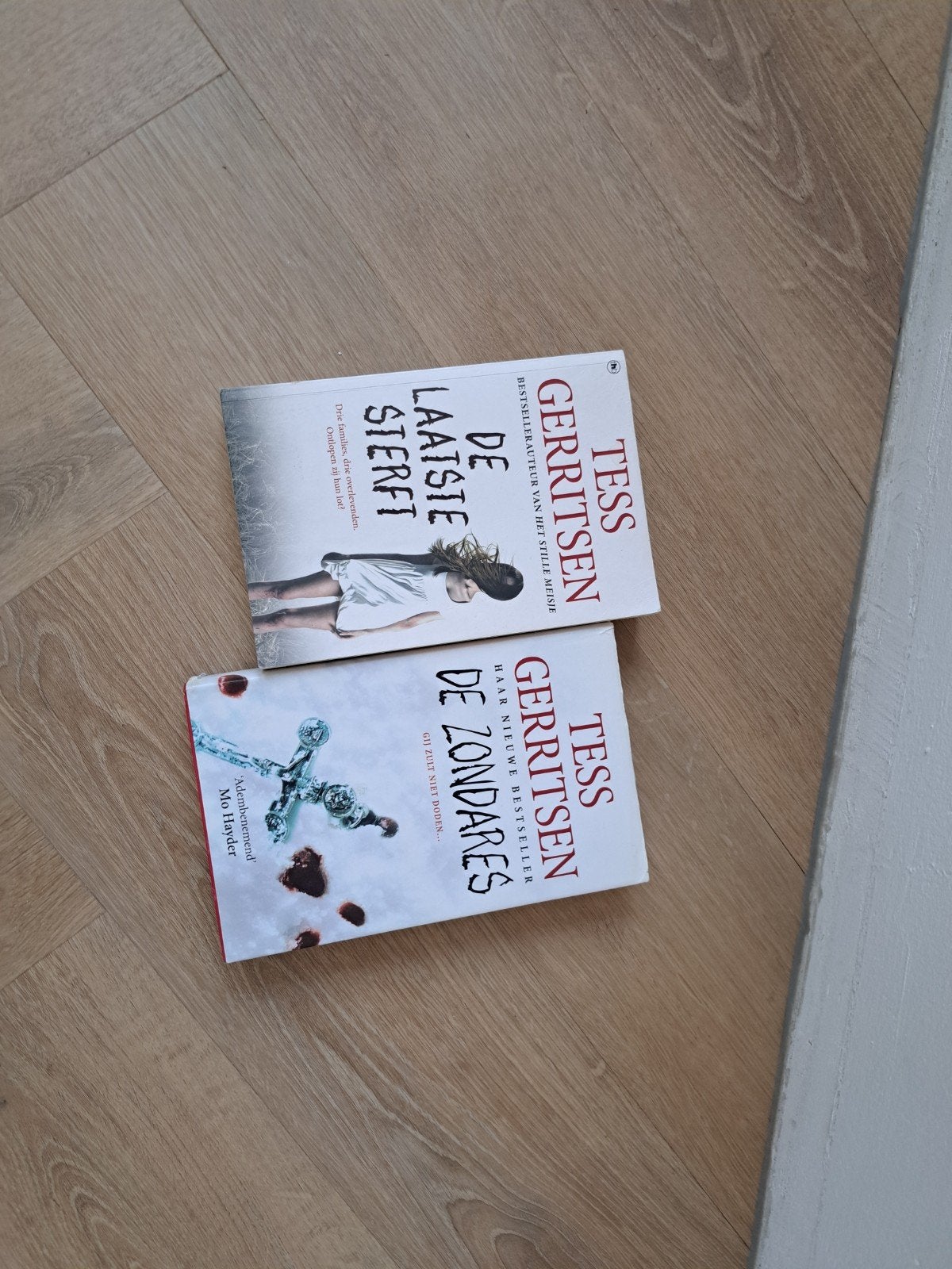 Tess Gerritsen thrillers 2 stuks, Ophalen of Verzenden, Gelezen, Tess Gerritsen