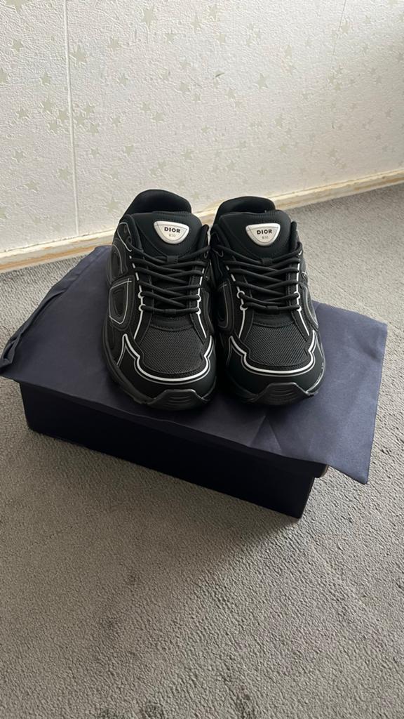 Dior B30 Zwarte Sneakers Maat 44 met Doos en Accessoires, Ophalen of Verzenden, Zo goed als nieuw, Zwart, Sneakers of Gympen