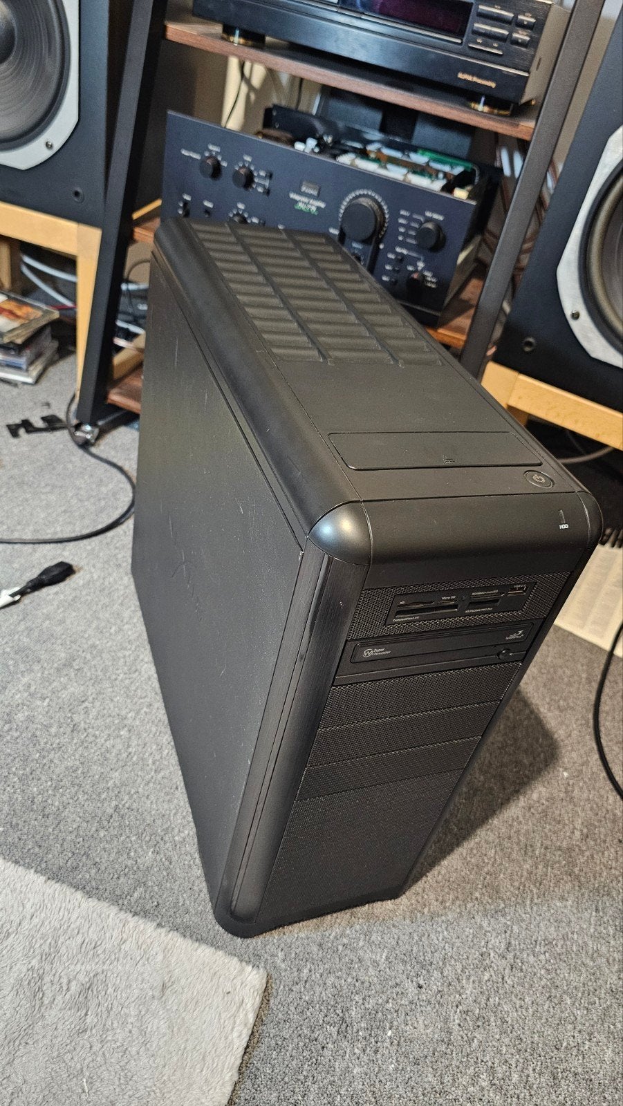 Nexus computerbehuizing - Zwart , rustig, Ophalen of Verzenden, Gebruikt