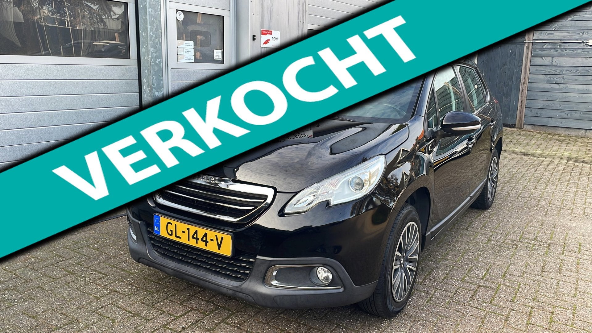 Peugeot 2008 1.2 PureTech Active-Navi-Panorama-Airco-Cruise, Auto's, Dealer onderhouden, Stof, Gebruikt, 1270 kg