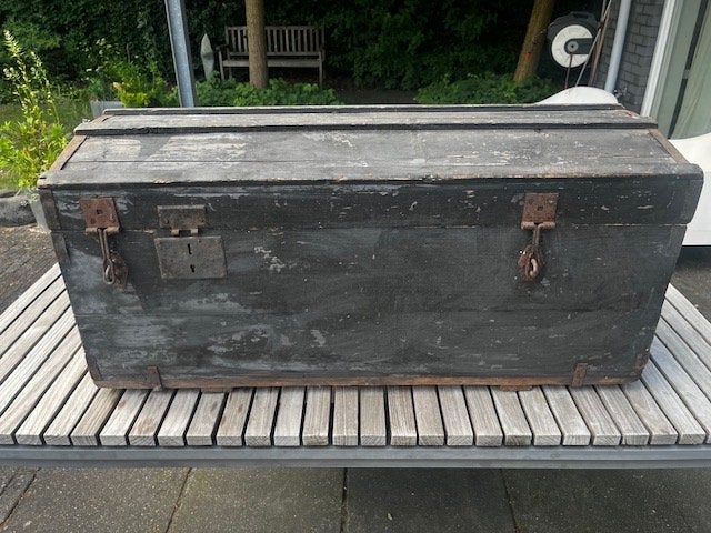 Antieke hutkoffer / reiskoffer, Antiek en Kunst, Ophalen