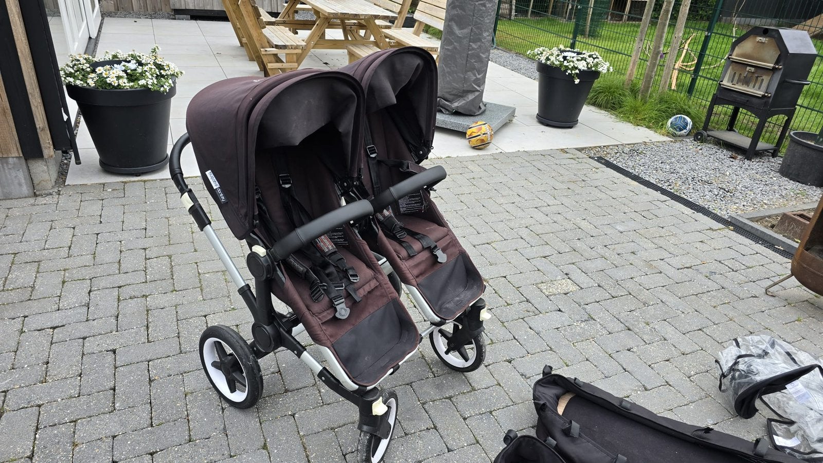 Tweeling kinderwagen + maxi cosi, Ophalen, Zo goed als nieuw, Maxi-Cosi