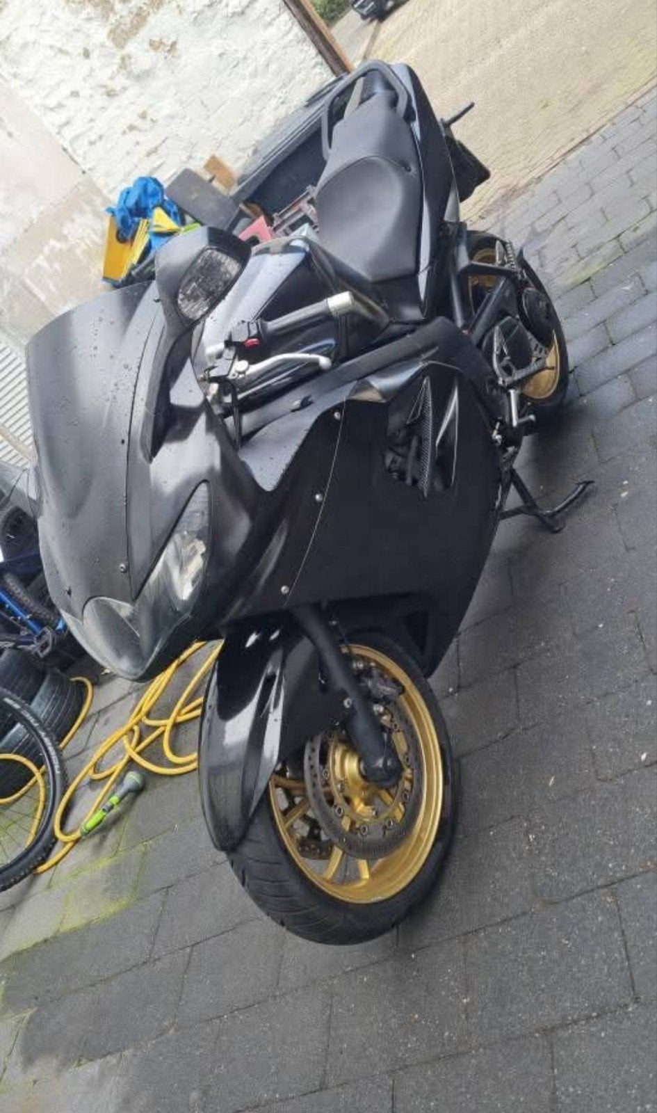 Triumph sprint ST 1050 Volledig aangepakt!, Motoren, Motoren | Triumph, 1049 cc, Occasion, Motorrijbewijs A, 3 cilinders