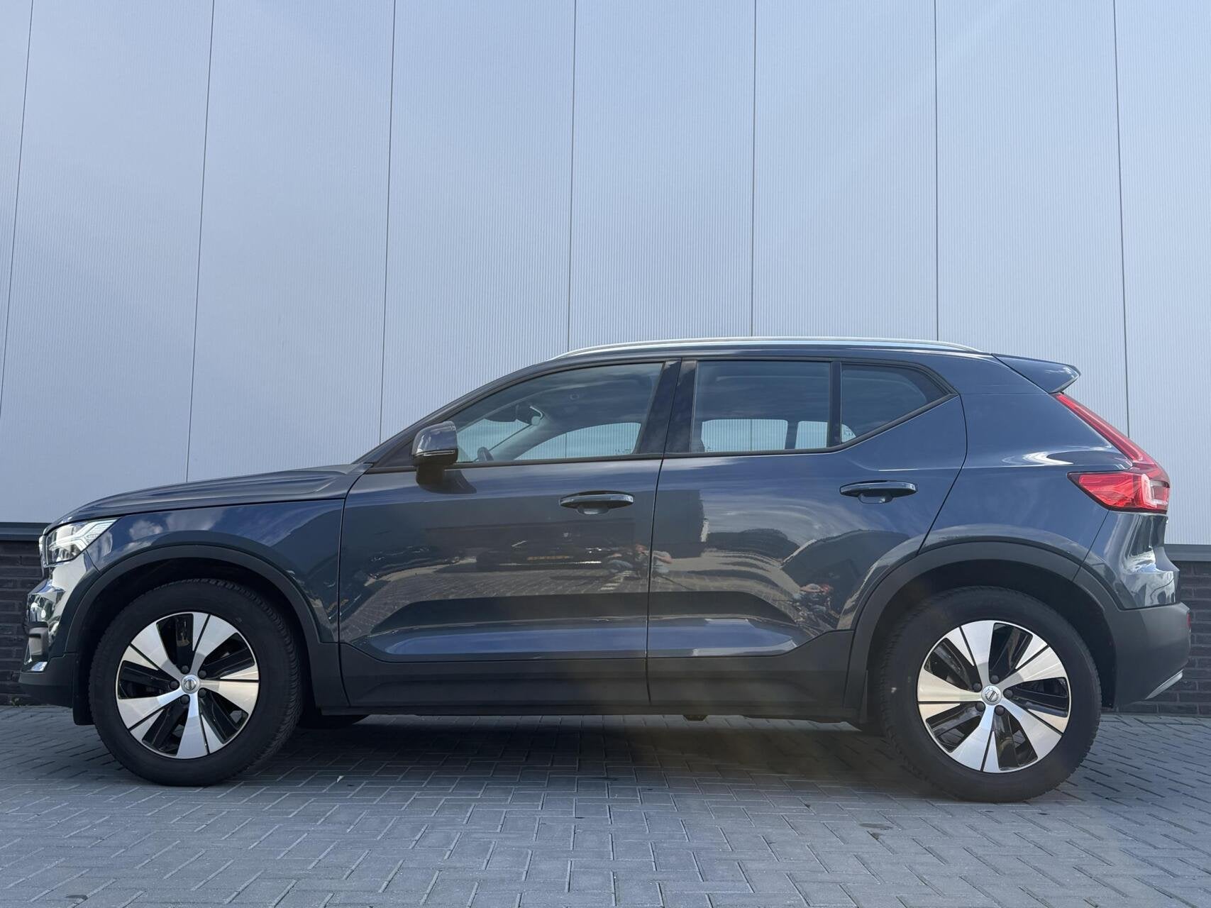 Volvo XC40 1.5 T2 Momentum Core, Auto's, Volvo, 1525 kg, Gebruikt, Euro 6, 129 pk