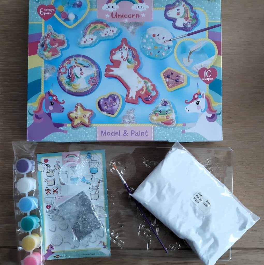 Knutseldoos 'Model & Paint' ( nieuw), Fantasie, Nieuw, Ophalen of Verzenden, Overige materialen