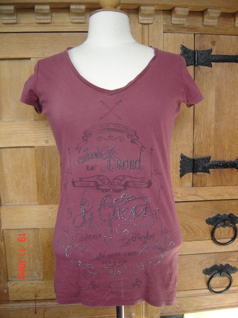Bordeauxrode T-Shirt van Guess Maat S, Kleding | Dames, Ophalen of Verzenden, Zo goed als nieuw, Zwart, Korte mouw