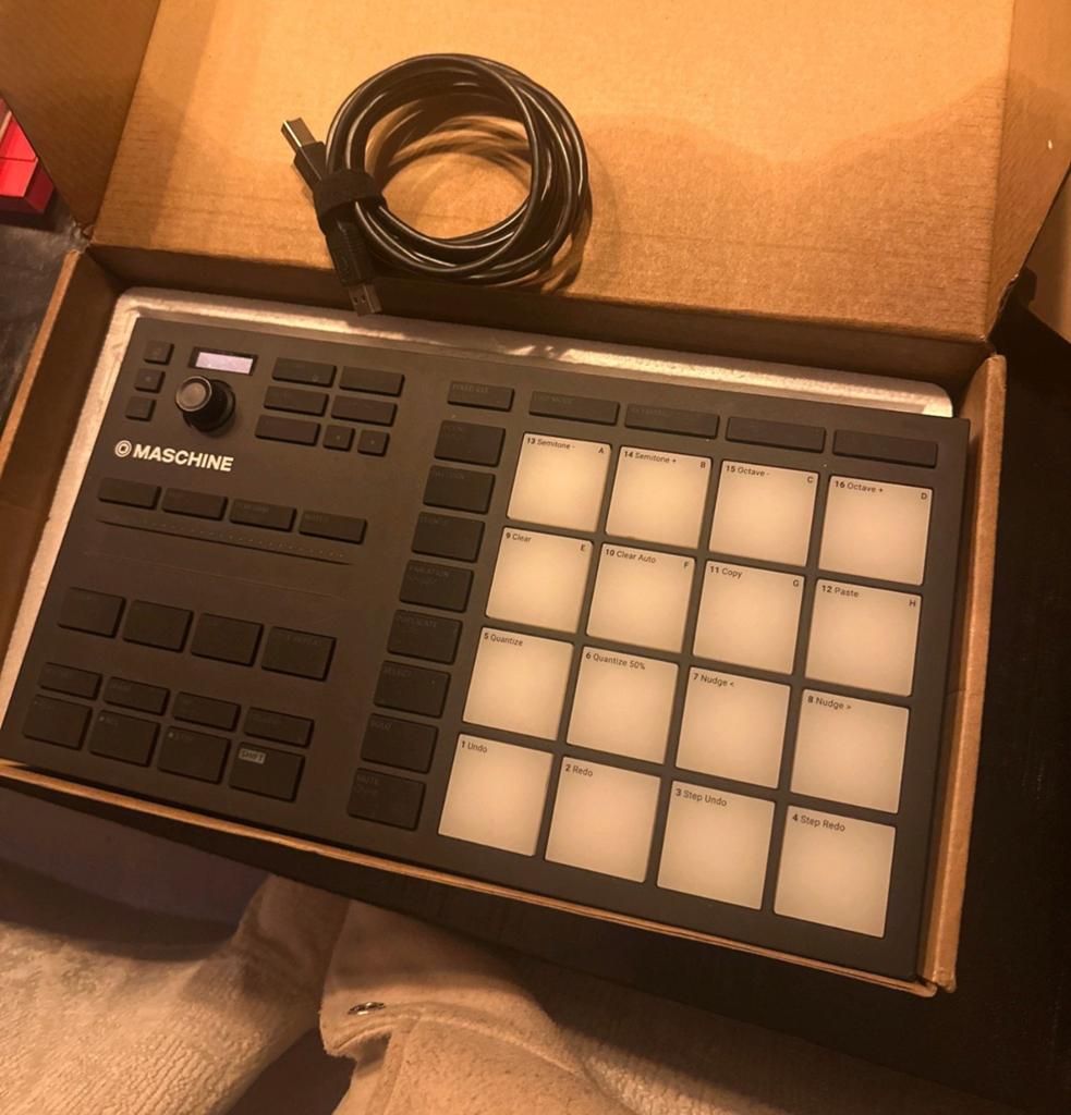 Native Instruments Maschine Mikro Mk3, Ophalen of Verzenden, Zo goed als nieuw
