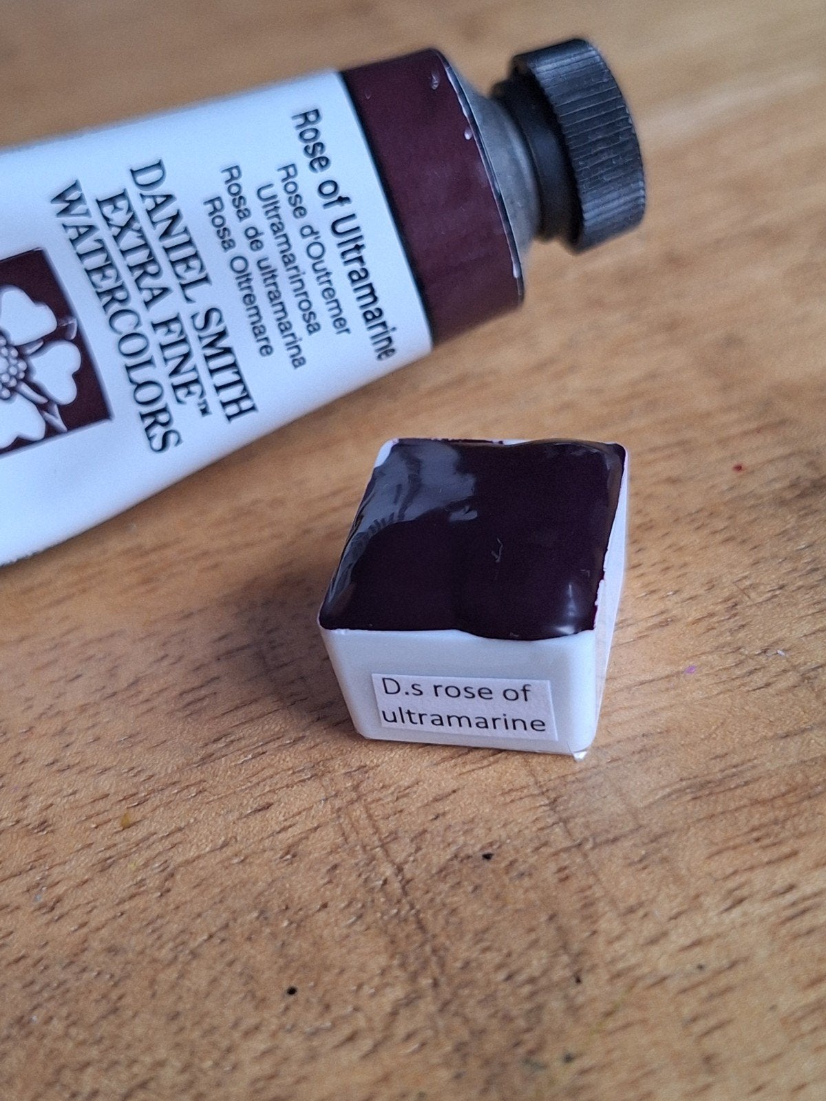 Daniel Smith Rose of Ultramarine aquarelverf (½ napje), Hobby en Vrije tijd, Ophalen of Verzenden, Nieuw, Waterverf