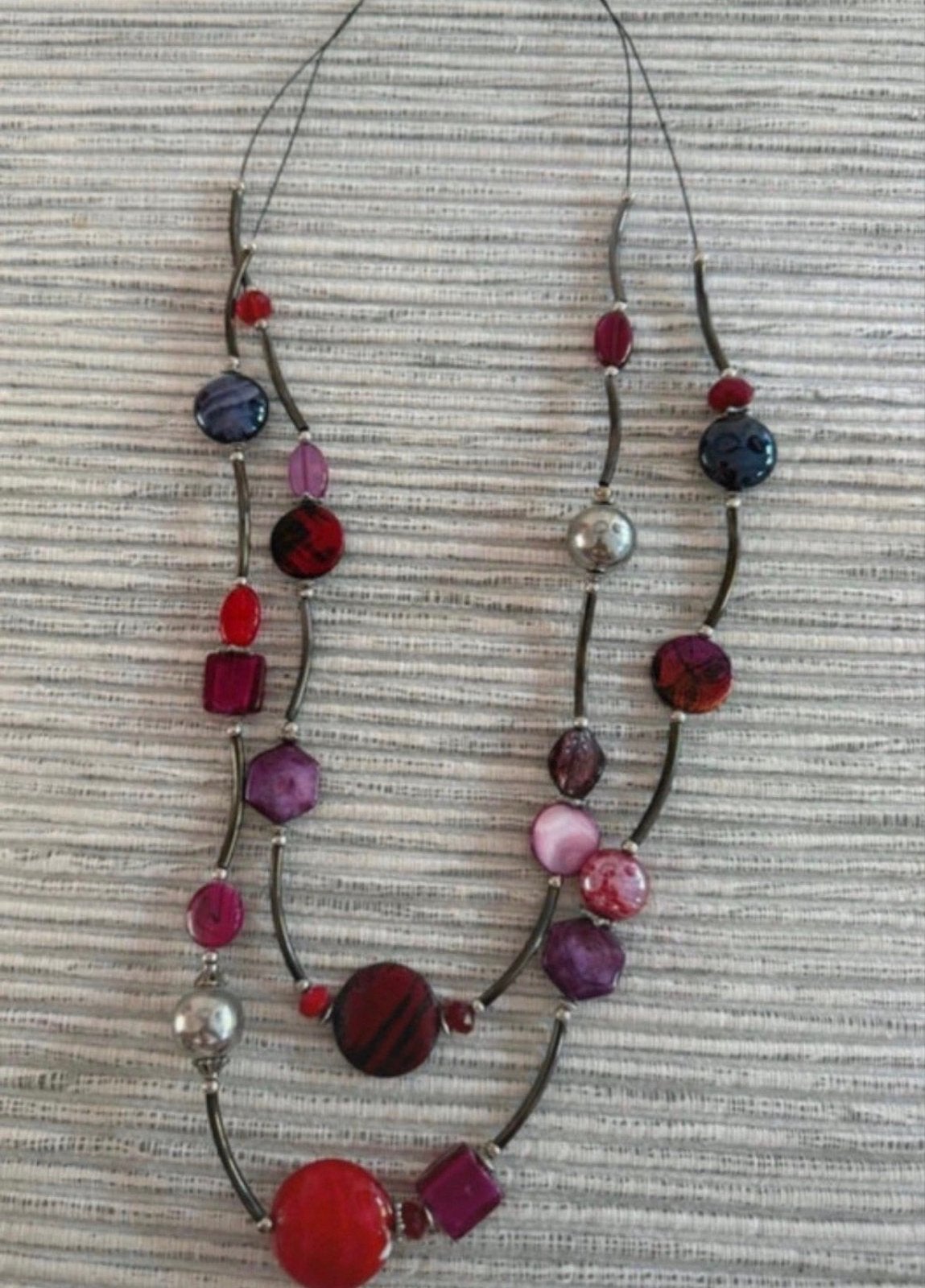 Bordeaux Rode Ketting met 2 Snoeren - 40cm Lengte, Ophalen of Verzenden, Gebruikt, Rood, Overige materialen