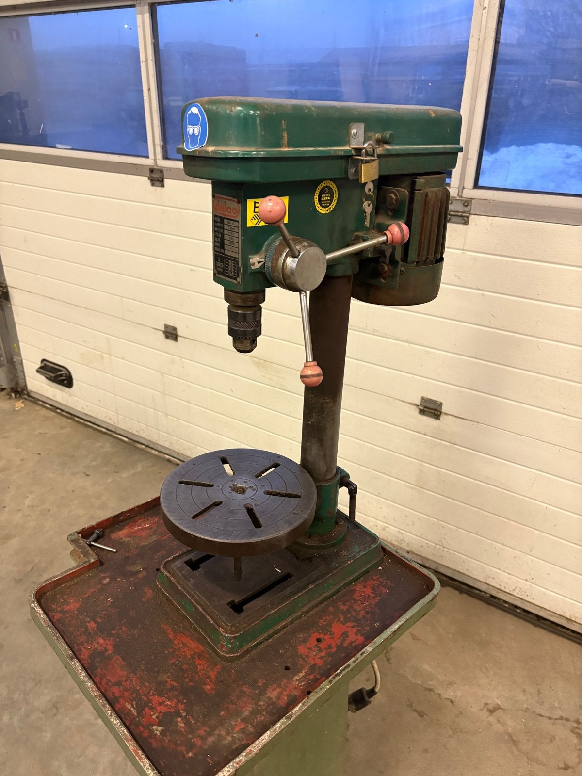 Delco Kolomboormachine DL-13 - Robuust en Betrouwbaar, Ophalen, Gebruikt, 400 tot 600 watt, Kolomboormachine