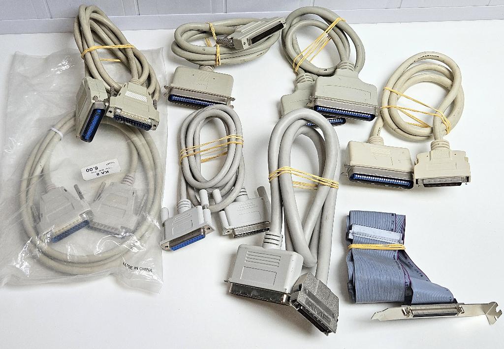 Vintage Parallel / SCSI / Printer Kabels Retro PC Amiga DOS, Computers en Software, Ophalen of Verzenden, Diversen
