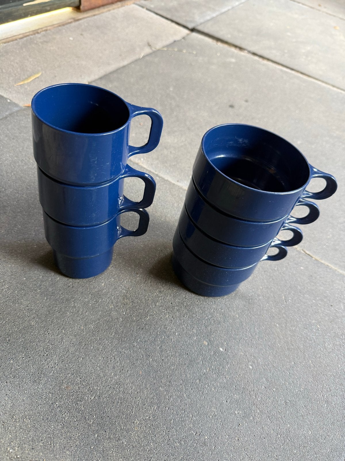 Diverse kampeer servies, prullenbak en gronddoeken, Ophalen of Verzenden, Gebruikt