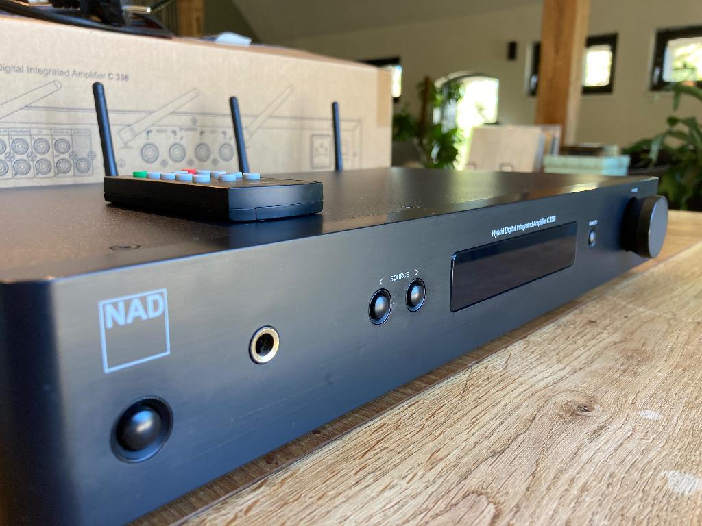 NAD C338 hifi versterker en streamer, Ophalen of Verzenden, Zo goed als nieuw, Minder dan 60 watt, Overige merken