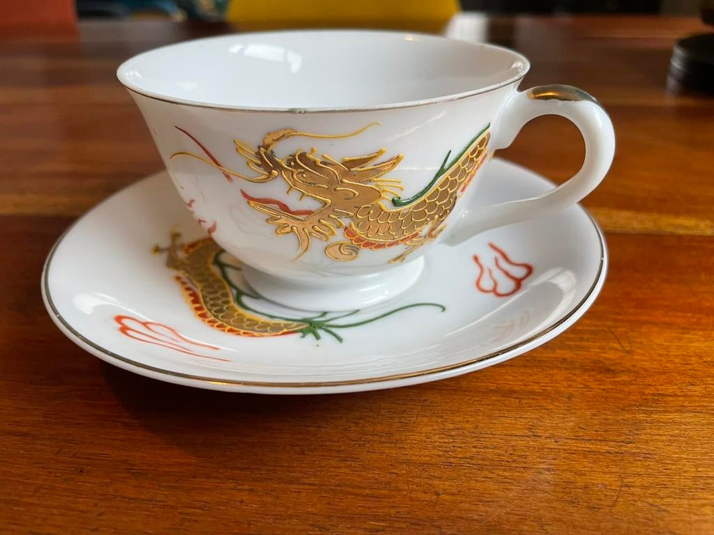 Golden Dragon kop en schotel, Antiek en Kunst, Ophalen of Verzenden