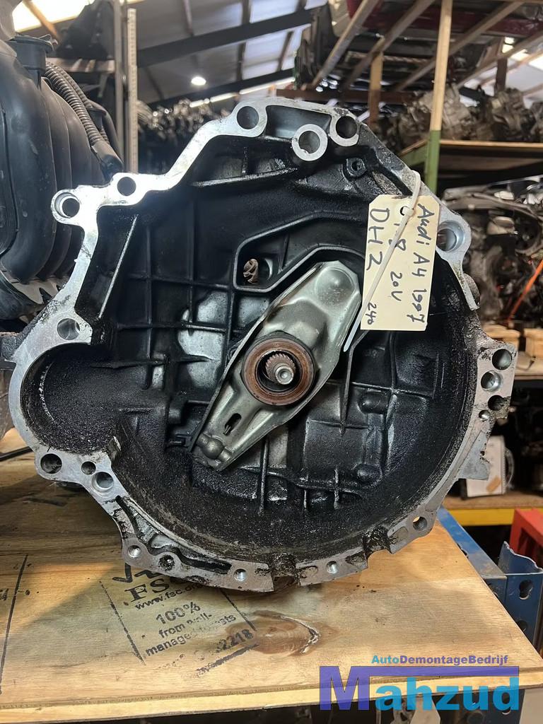 AUDI A4 B5 1.8 20V Versnellingsbak DHZ, Gebruikt, AUDI AG, Auto-Union-Strasse 1
85045  Ingolstadt, DE, Kundenbetreuung@audi.de