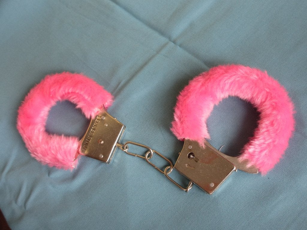 roze bonten handboeien, Ophalen of Verzenden, Zo goed als nieuw, Fopartikel, Valentijn of Romantisch