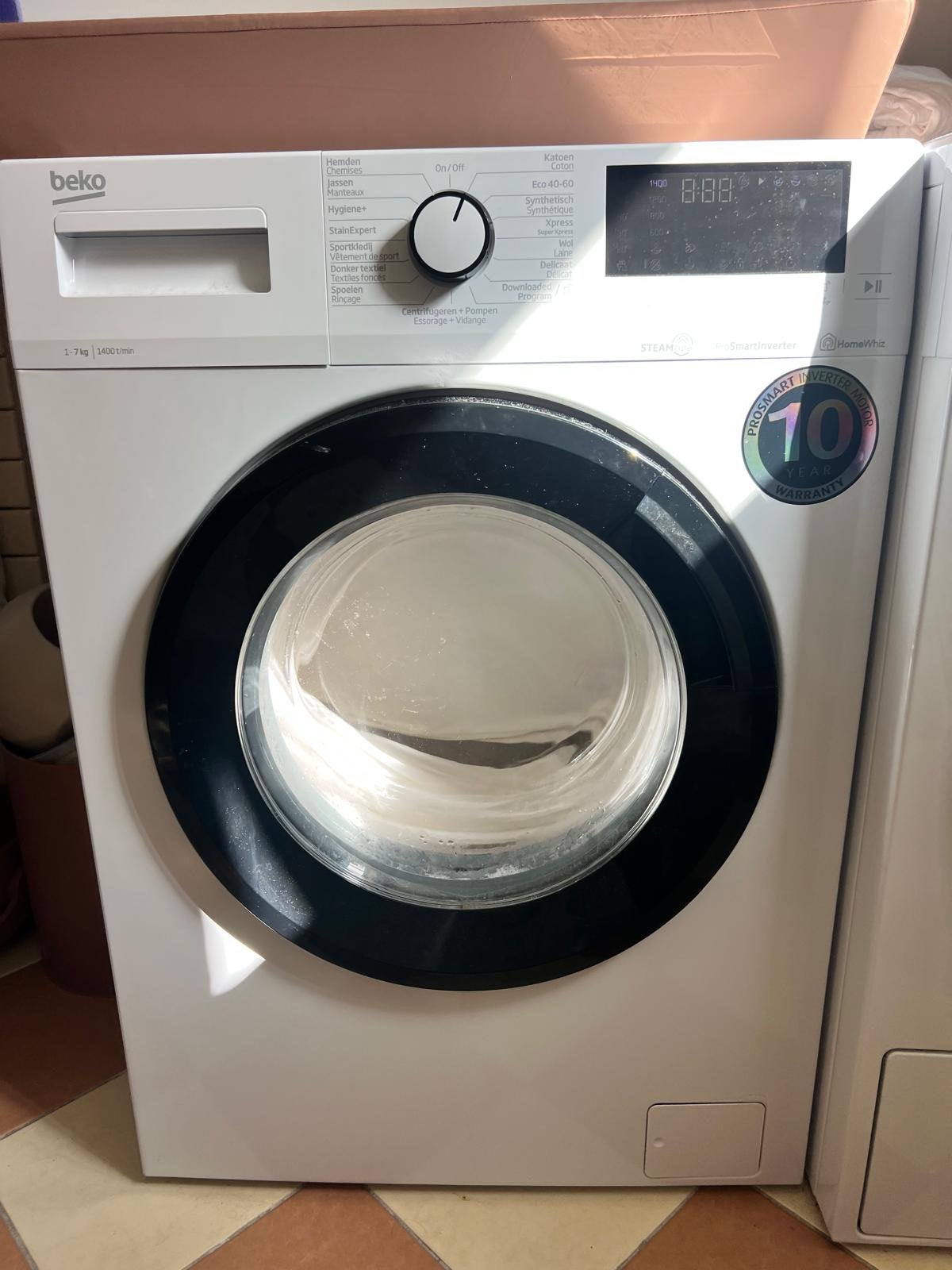 Beko wasmachine (2 jaar oud), Ophalen, Gebruikt, 1200 tot 1600 toeren, Minder dan 85 cm