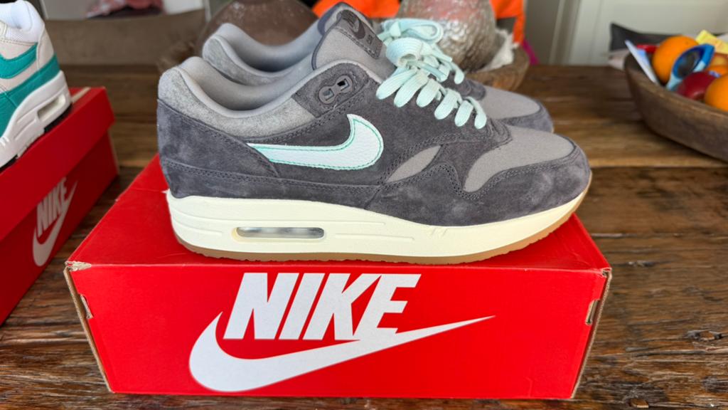 Nike air max, Overige kleuren, Ophalen of Verzenden, Sneakers of Gympen, Zo goed als nieuw