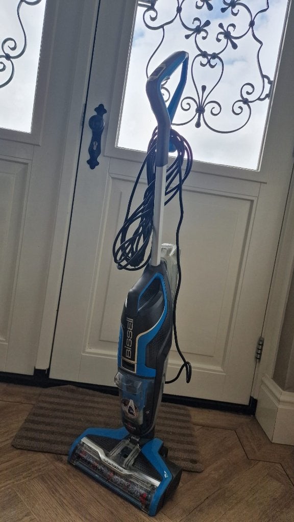 Stofzuigen, dweilen en drogen in één, Overige merken, Inclusief accessoires, Zo goed als nieuw, Minder dan 1200 watt